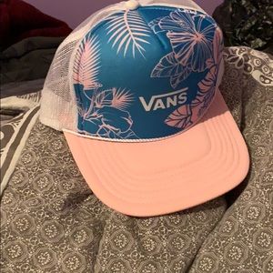 Vans: pink/blue trucker hat
